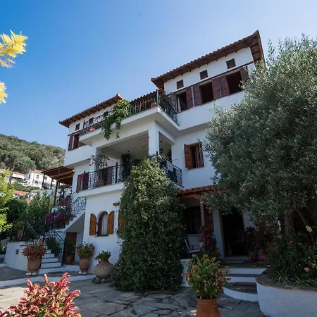 Traditional Mansion Kliaris Pensión Agia Kiriaki (Magnesia)