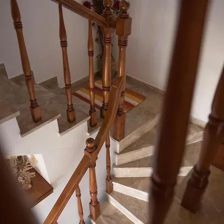 Traditional Mansion Kliaris Pensión