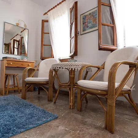 Traditional Mansion Kliaris Pensión *