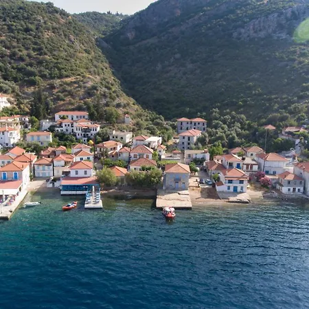 Traditional Mansion Kliaris Pensión Agia Kiriaki (Magnesia)